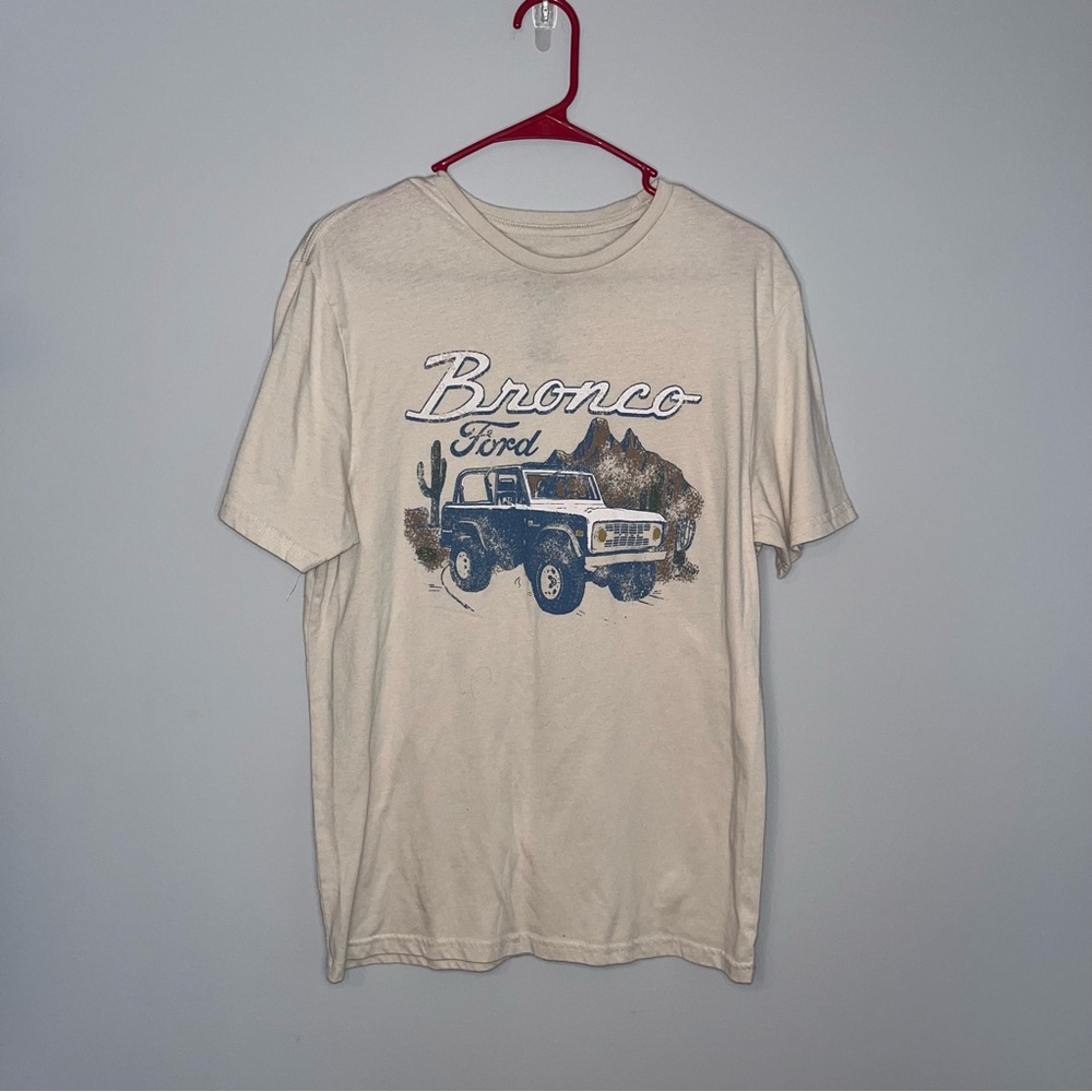Ford Bronco Cream Short Sleeve Tee Medium